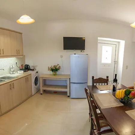 Irina's House 度假居 锡蒂亚